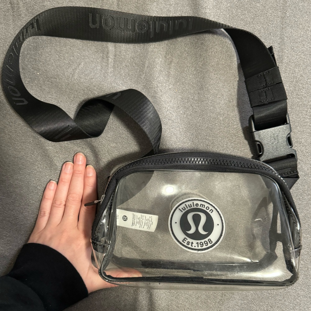 Lulu lemon belt bag